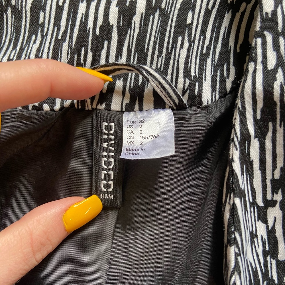 H & M jacket - Picture 4 of 4